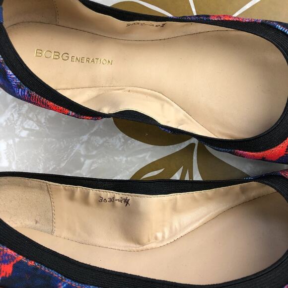 BCBGeneration Red Blue Black Abstract Moneli Ballet Flat Slip On Round Toe Shoes - Picture 5 of 11